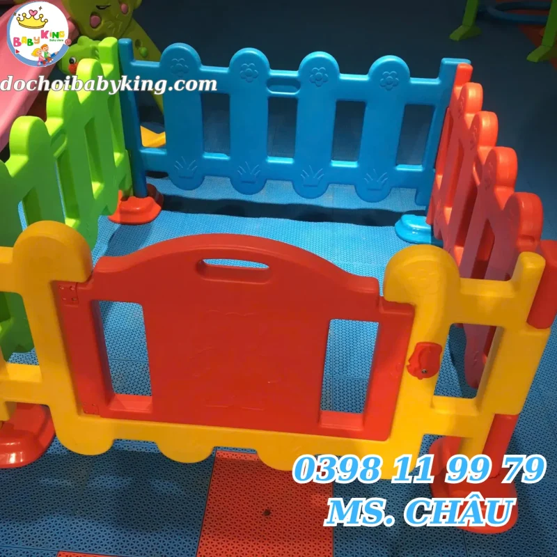 Hàng rào nhựa cho bé – Giải pháp an toàn, tiện lợi và sáng tạo