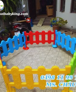 Hàng rào nhựa cho bé – Giải pháp an toàn, tiện lợi và sáng tạo