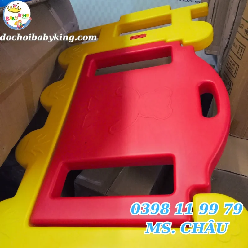 Hàng rào nhựa cho bé – Giải pháp an toàn, tiện lợi và sáng tạo